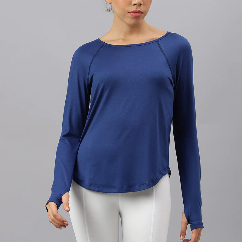 تي شيرت رياضي نسائي بياقة دائرية ومناسب للصالة الرياضية