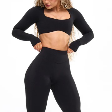 Long Sleeve Soft and Textured Crop Top